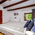 Holiday Apartment Daria 20