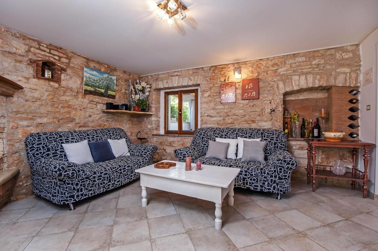 Appartement Daria 20 *