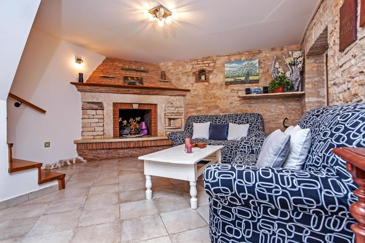 Apartment Daria 20 *